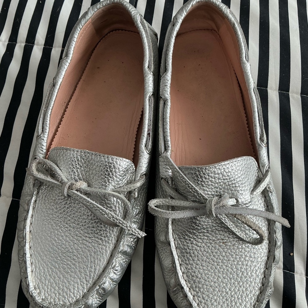 J. Crew Silver Women's Moccasins EUC sz 8.5